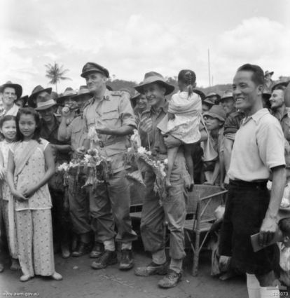 File:Selwyn Porter at Beaufort 1945.jpg