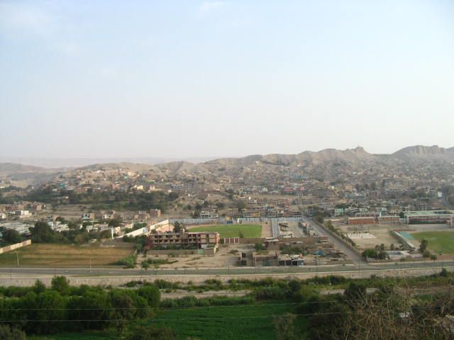 File:View of Moquegua Peru 2005.jpg