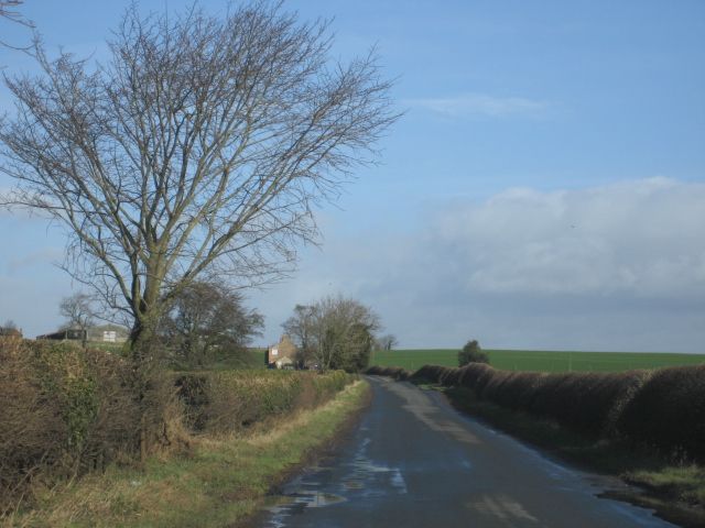 File:Approaching East Appleton.jpg