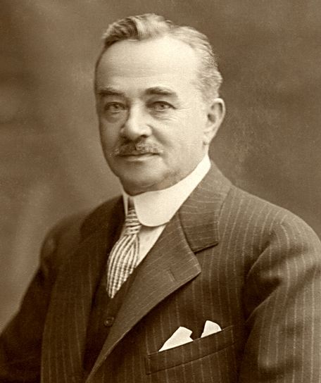 File:Milton S. Hershey, 1910.jpg