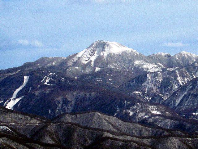 File:Mt.Nikko-Shirane.jpg