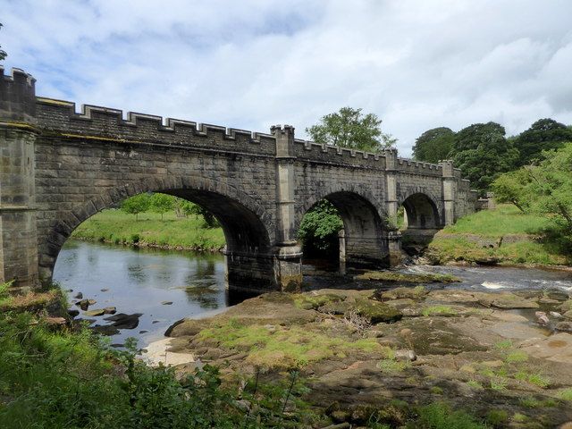 File:Aqueduct spanning the River Wharfe (geograph 5819365).jpg