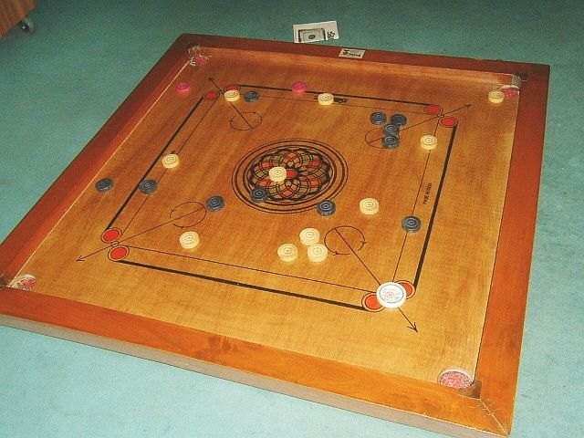 File:Carrom.jpg