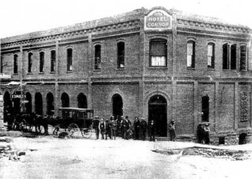 File:Connor hotel, 1899.jpg