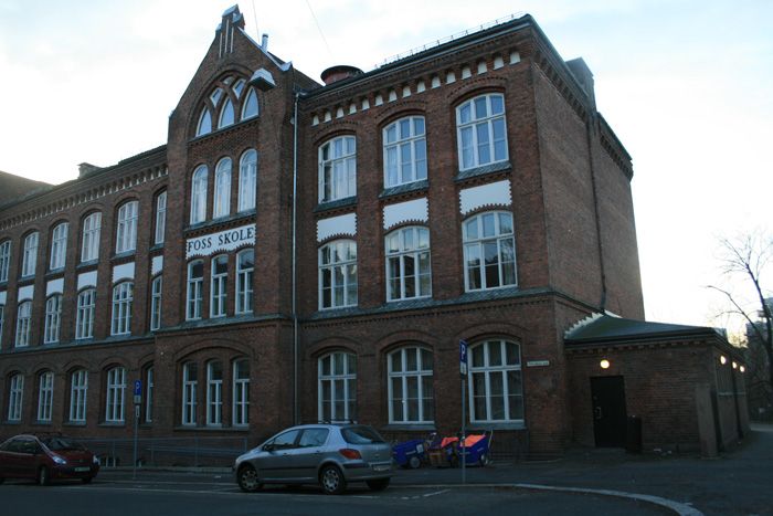 File:Foss school oslo.jpg