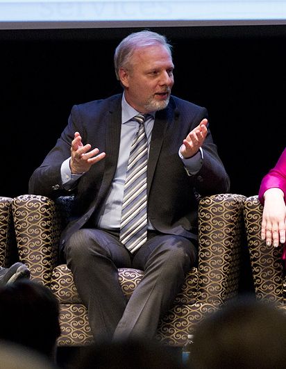 File:Jean-François Lisée 2013.jpg