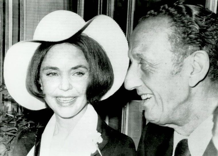 File:Jennifer Jones and Norton Simon (1971).jpg