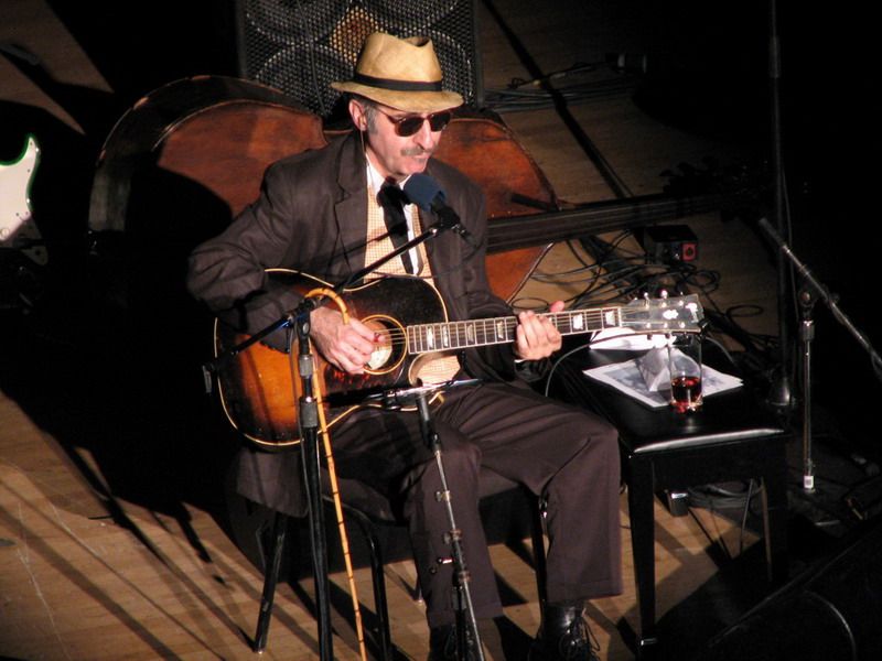 File:Leon Redbone in Toronto.jpg