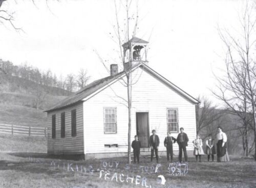 File:Schoolhouse, Lowell, Ohio - 1880s.jpg