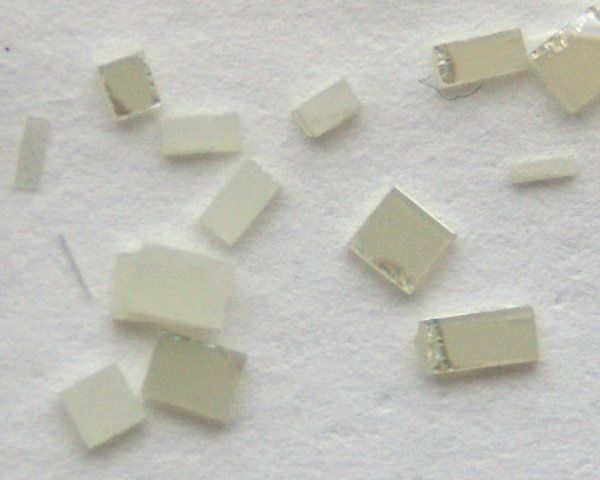 File:TiO2crystals.JPG