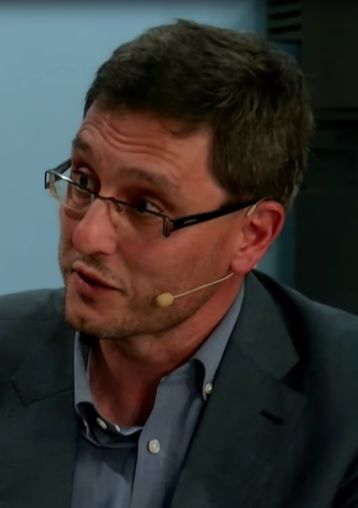 File:Tomás Marcos 2015 (cropped).jpg