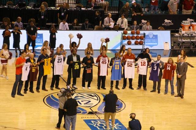 File:2014 Pac-12 Hall of Honor induction.JPG