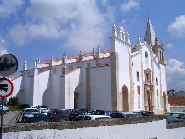 File:Igreja São Vicente Abrantes.jpg