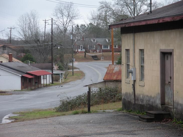 File:Jacksons Gap Alabama.JPG