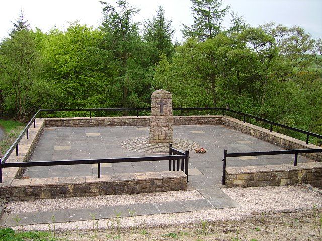 File:Penmanshiel Tunnel collapse (monument).jpg