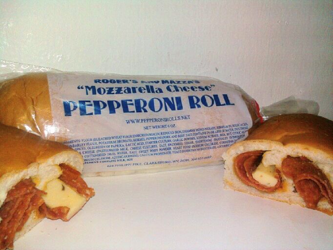 File:RogersMazzaPepperoniRoll.jpg