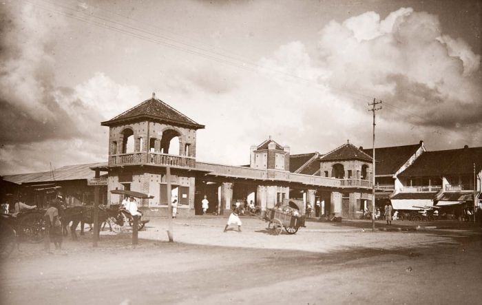 File:COLLECTIE TROPENMUSEUM Markt Buitenzorg TMnr 60016631.jpg