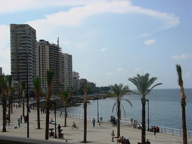 File:Corniche beirut 45.jpg