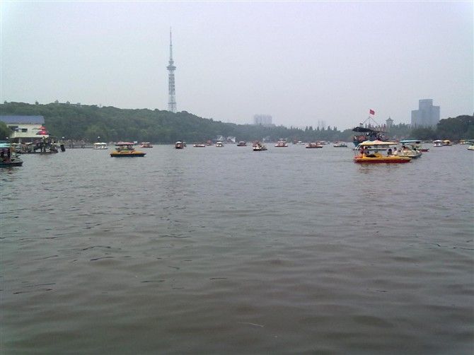 File:Hunan Martyrs Park 2.jpg