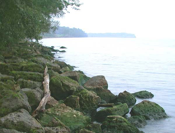 File:Lakeside Beach State Park.jpg