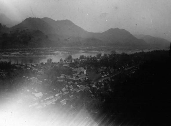 File:Luangphrabang 1897 (cropped).jpg