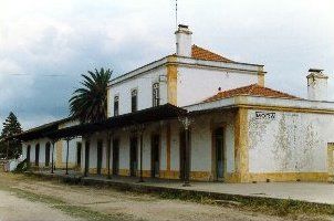 File:Mora train station.jpg