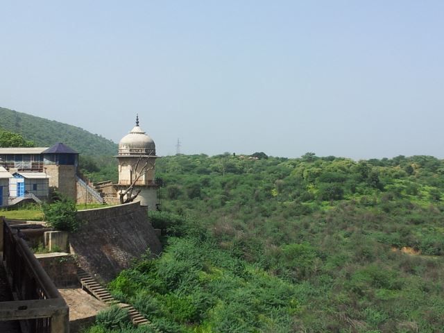 File:Ramgarh lake2014.jpg