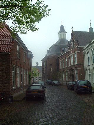 File:Ravenstein street.jpg