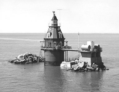 File:Ship john shoal light.JPG