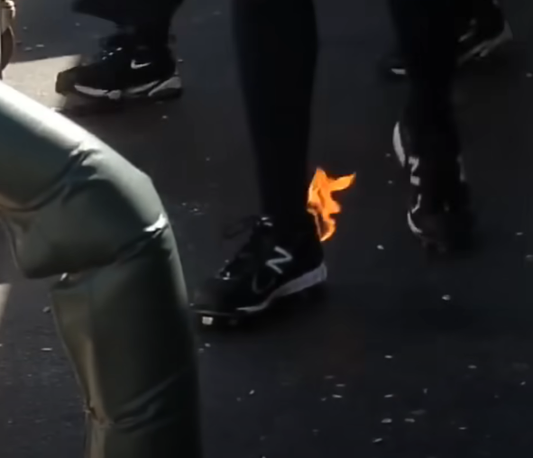 File:Don kelly hot foot.png