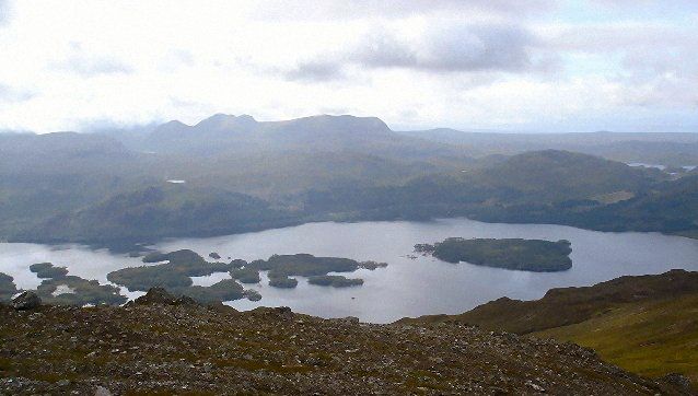 File:Loch Maree.jpg