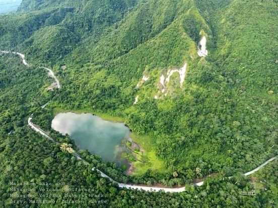 File:Malagsum Lake.jpg