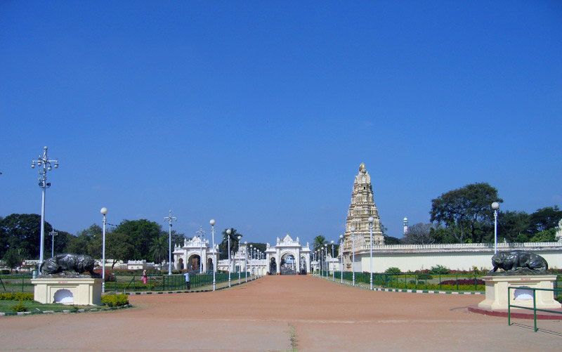 File:Mysore-palace-gate.jpg