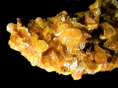 File:Orpiment mineral.jpg