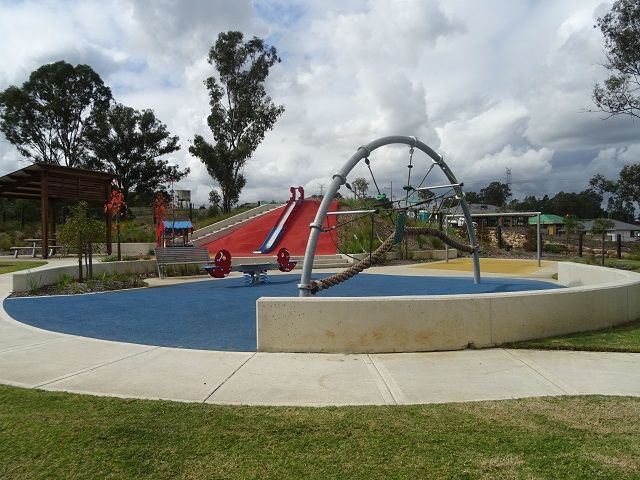 File:RopesCrossingNSWplayground.jpg