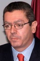 File:Ruiz Gallardón 2005.jpg