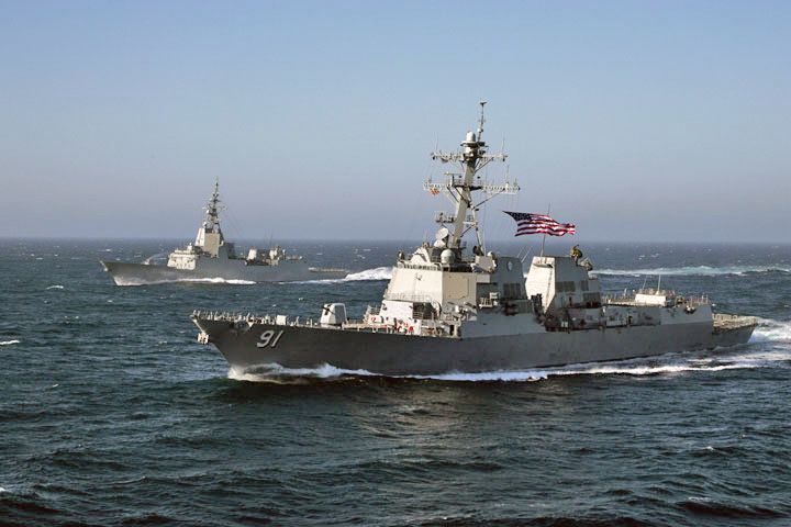 File:USSPinckneyDDG-91.jpg