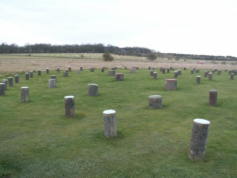 File:Woodhenge 4 DB.jpg