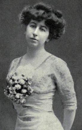 File:AnnieVivantiChartres1910.jpg