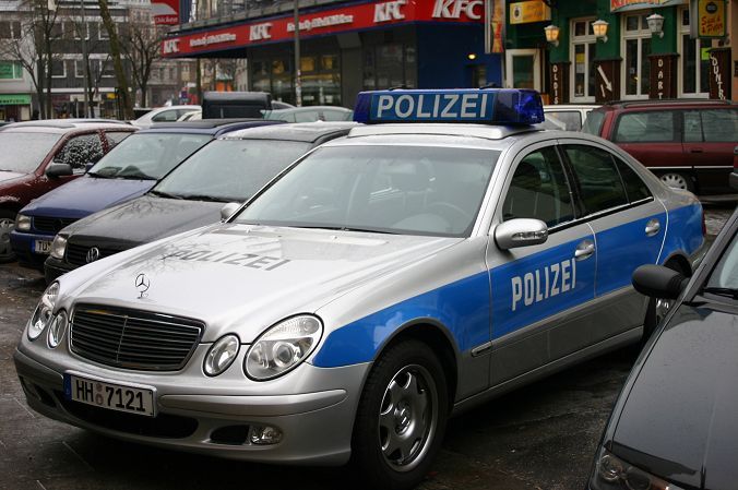 File:Polizeihamburg.jpg