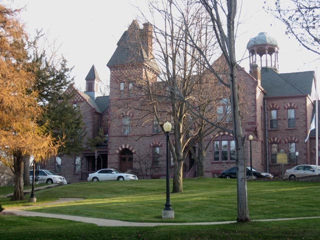 File:All Saints School Sioux Falls 1.jpg