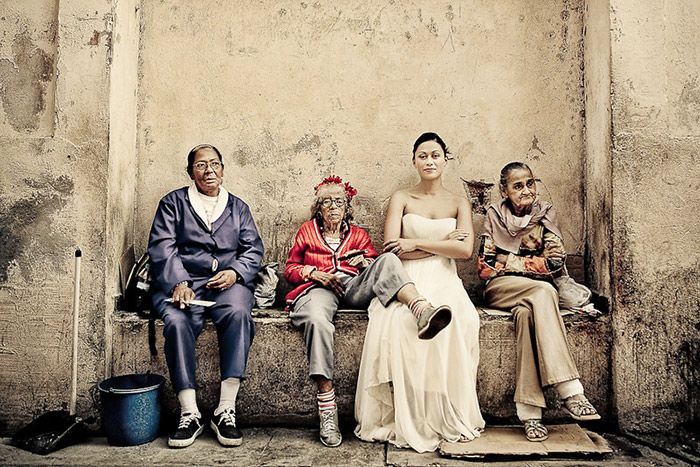 File:Bride sitting on a bench with Cubans.jpg