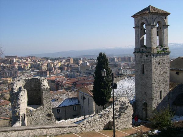 File:Campobasso Campanile S. Bartolomeo.jpg