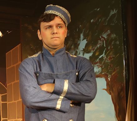 File:Luke Fruin as Buttons.jpg