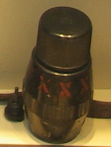 File:N°69 HE bakelite grenade.JPG