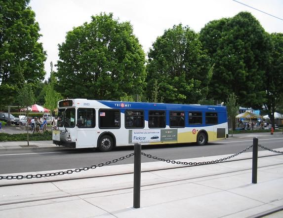 File:PortlandTriMetbus.JPG