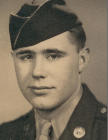 File:Robert Lee Gilbertson in WW2.png