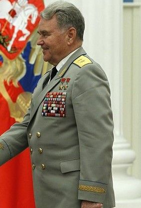 File:Vladimir Shatalov.jpg