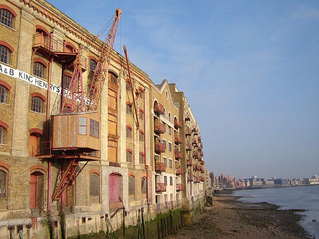 File:Wapping king henrys wharf 1.jpg