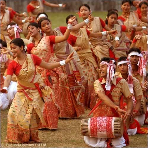 File:Bihu dance Assam. jpg.jpg